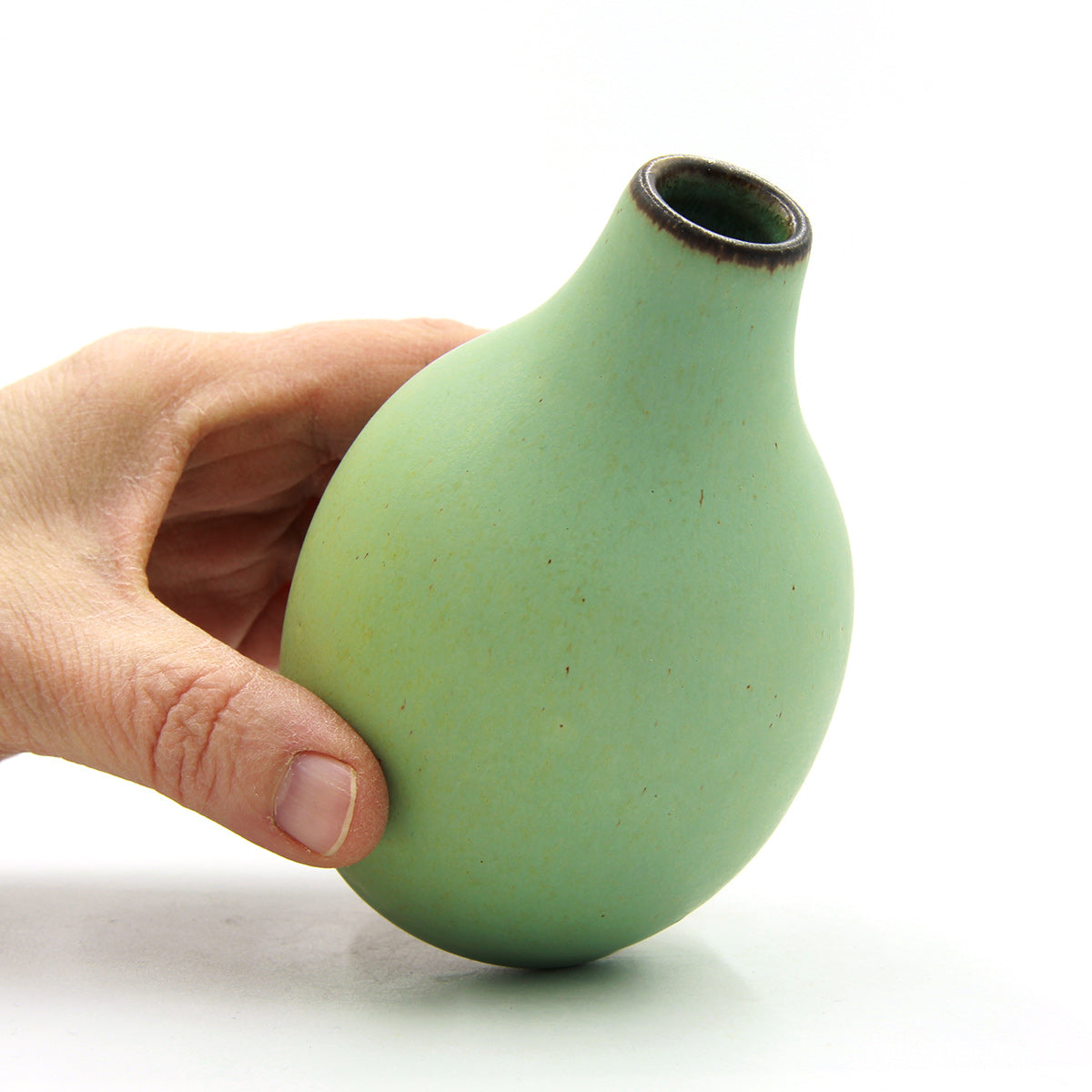 Dark Rim vase #1081