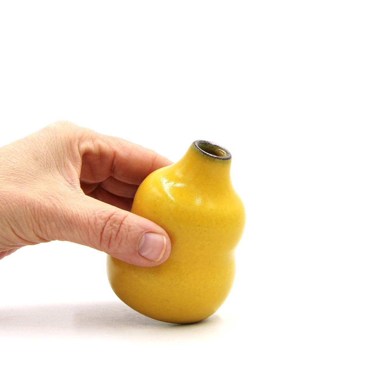 Dark Rim vase #1118
