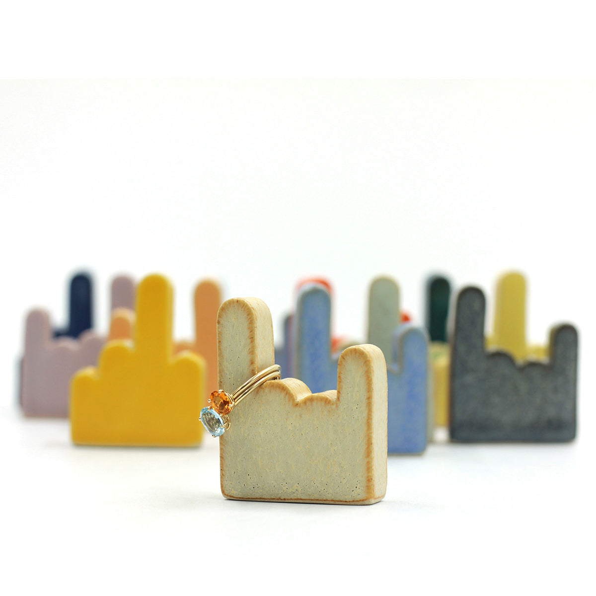 Digit Ringholder - Rock On - Sol