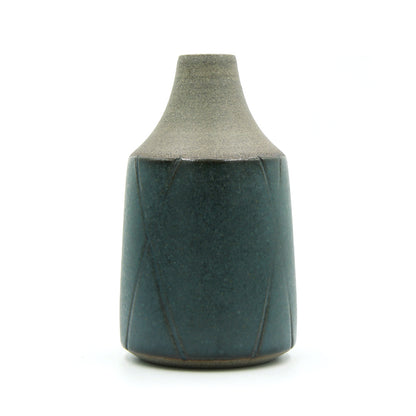 X. vase #961