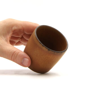 DR M1 - Cortado Becher - Nuez