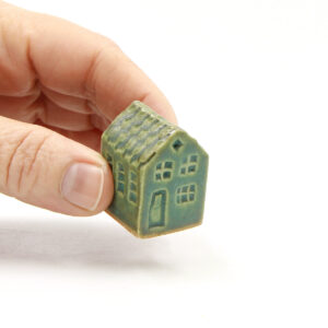 Alternative view of Olufshus - schmal klein - Moos