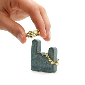 Alternative view of Ziffernring-Halter - Rock On - Night